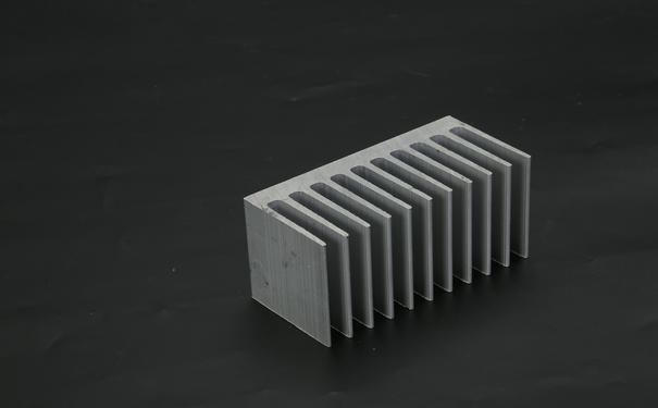 挤压萝卜视频免费下载看片散热器